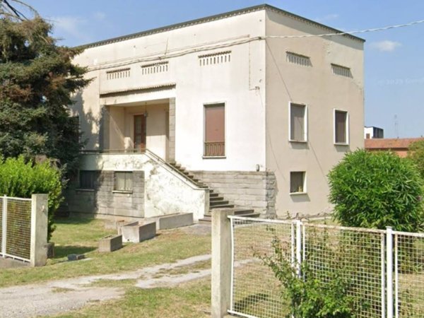 casa indipendente in vendita a Conselice in zona Lavezzola
