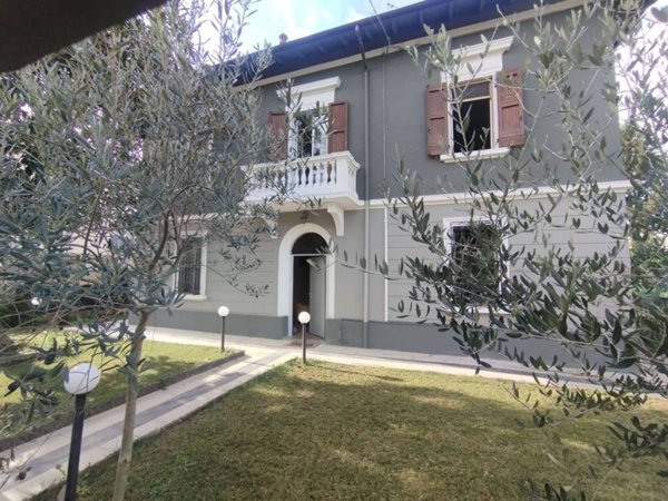 casa indipendente in vendita a Conselice