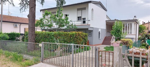 casa indipendente in vendita a Conselice