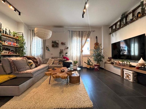 casa indipendente in vendita a Conselice in zona Lavezzola