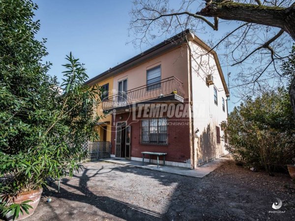 casa indipendente in vendita a Conselice