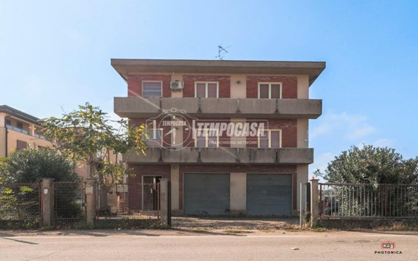 casa indipendente in vendita a Conselice