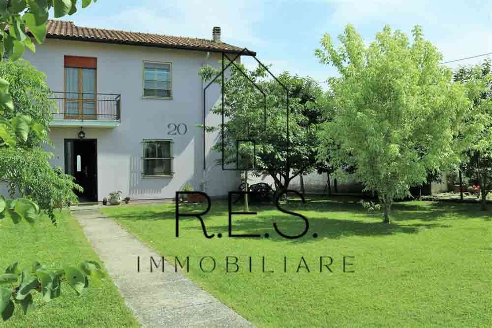 casa indipendente in vendita a Conselice