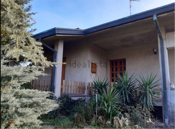 casa indipendente in vendita a Conselice in zona Lavezzola