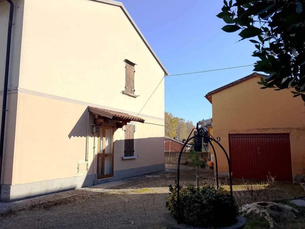casa indipendente in vendita a Conselice