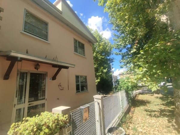 casa indipendente in vendita a Conselice