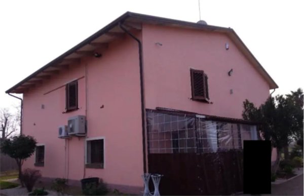 casa indipendente in vendita a Conselice