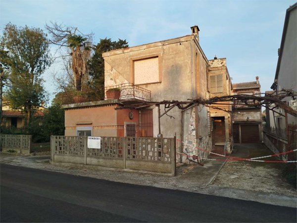 casa indipendente in vendita a Conselice in zona Lavezzola