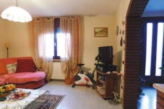 casa indipendente in vendita a Conselice