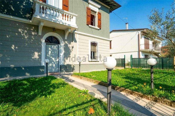 casa indipendente in vendita a Conselice