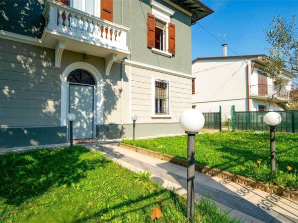 casa indipendente in vendita a Conselice