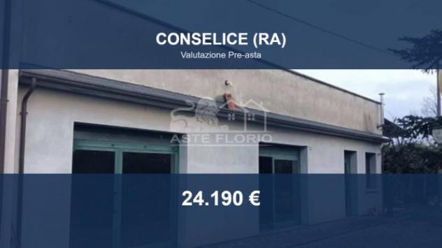 locale commerciale in vendita a Conselice in zona Lavezzola