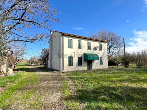 casa indipendente in vendita a Conselice in zona Lavezzola