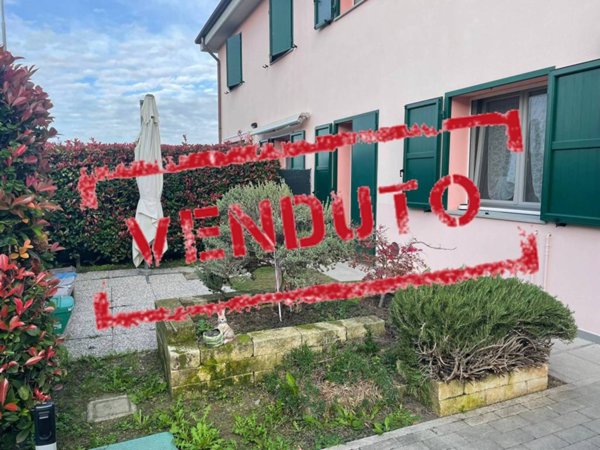 casa indipendente in vendita a Conselice