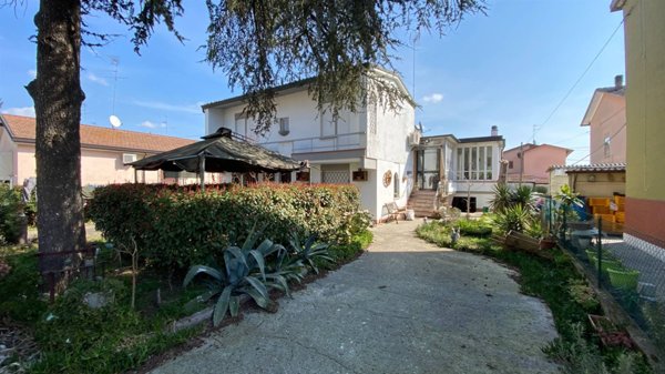 casa indipendente in vendita a Conselice