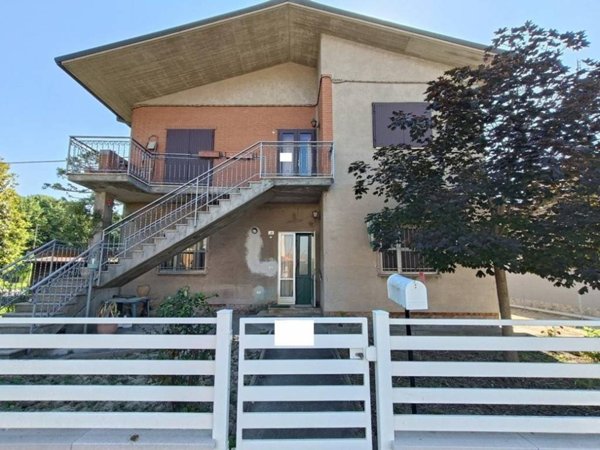 casa indipendente in vendita a Conselice in zona Lavezzola