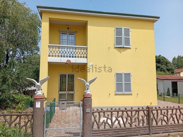 casa indipendente in vendita a Conselice