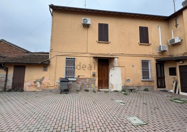 casa indipendente in vendita a Conselice