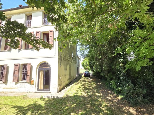 casa indipendente in vendita a Conselice