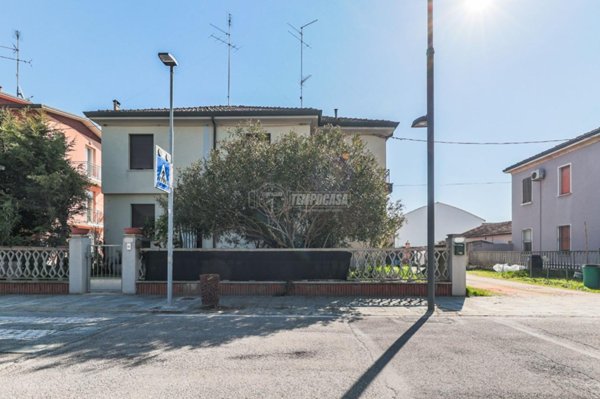 casa indipendente in vendita a Cotignola in zona Barbiano