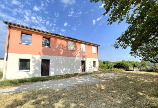 casa indipendente in vendita a Cotignola