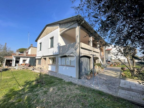casa indipendente in vendita a Cotignola