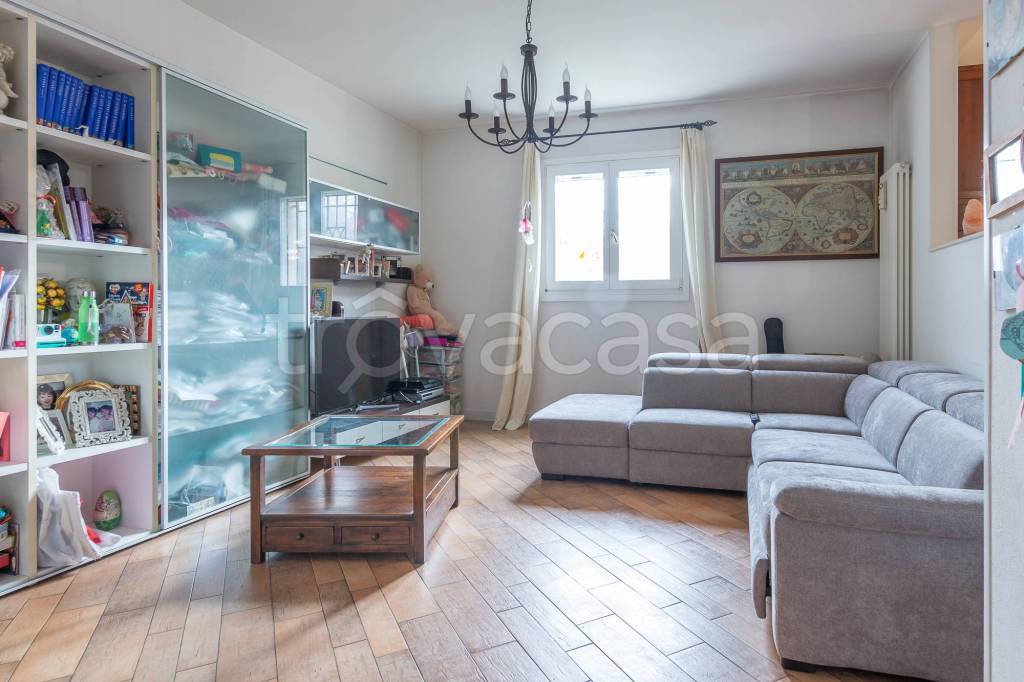 casa indipendente in vendita a Cotignola