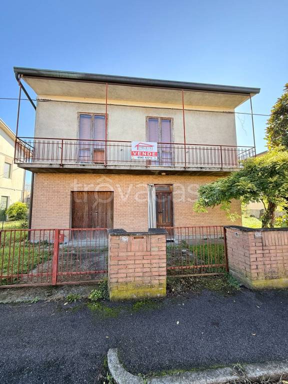 casa indipendente in vendita a Cotignola