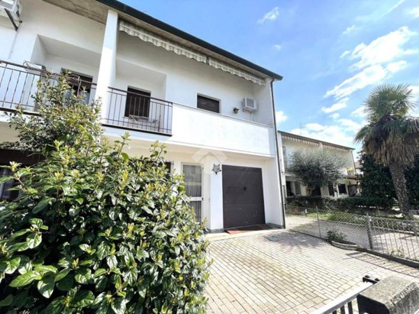 casa indipendente in vendita a Cotignola