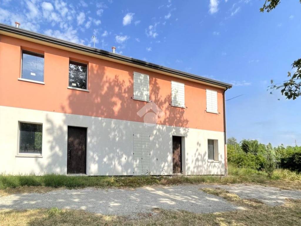 casa indipendente in vendita a Cotignola