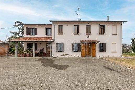 casa indipendente in vendita a Cotignola in zona Barbiano