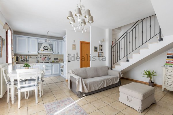 casa indipendente in vendita a Cotignola in zona Barbiano