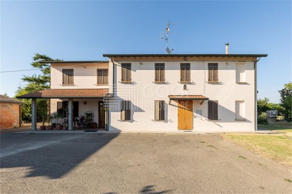 casa indipendente in vendita a Cotignola