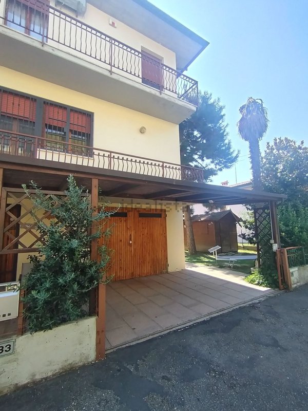 casa indipendente in vendita a Cotignola in zona Barbiano