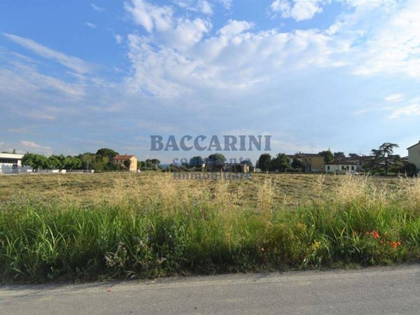 terreno edificabile in vendita a Faenza in zona Reda