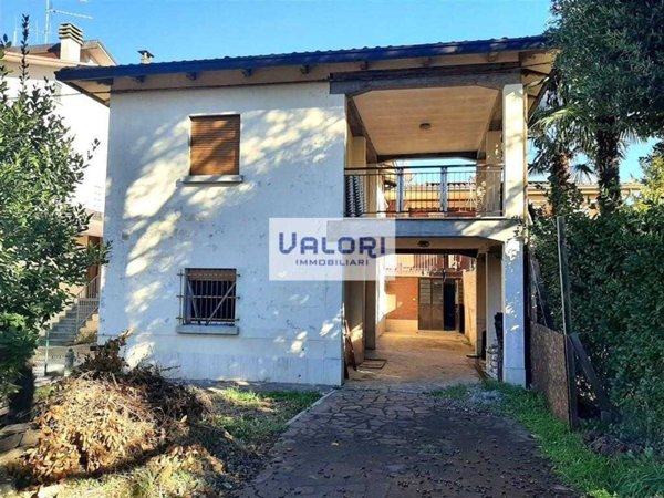 casa indipendente in vendita a Faenza