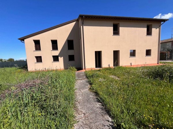 casa indipendente in vendita a Faenza in zona Centro Storico