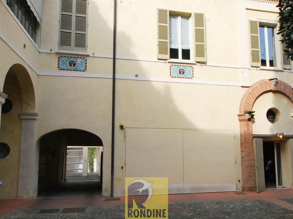 appartamento in vendita a Faenza in zona Centro Storico