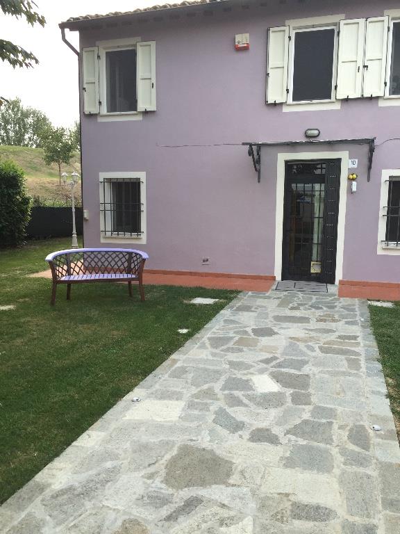 casa indipendente in vendita a Faenza in zona Fossolo