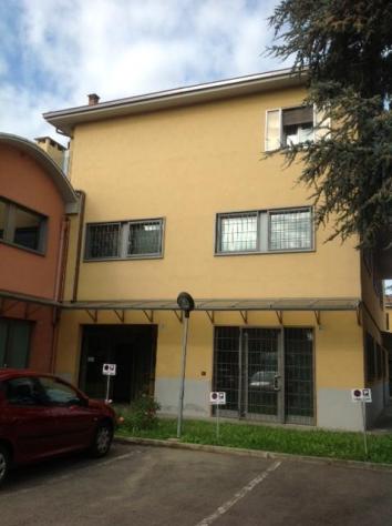 ufficio in vendita a Faenza in zona Fossolo