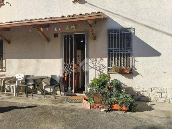 appartamento in vendita a Faenza in zona Fossolo