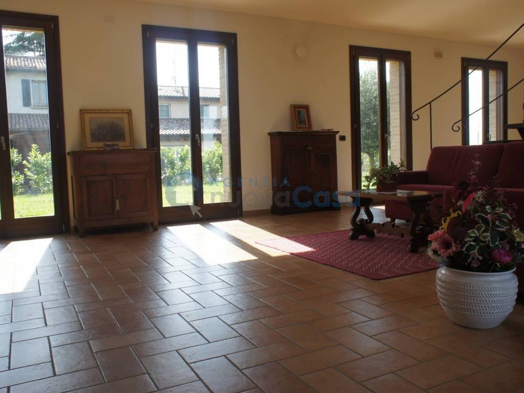 casa indipendente in vendita a Faenza