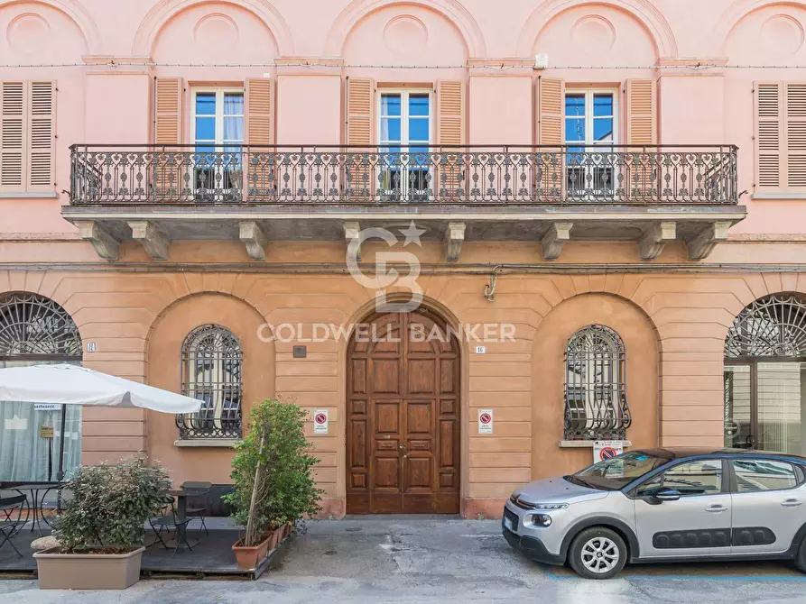 casa indipendente in vendita a Faenza in zona Centro Storico