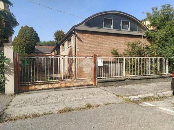 capannone in vendita a Faenza