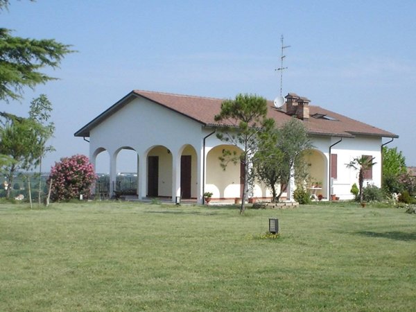 casa indipendente in vendita a Faenza