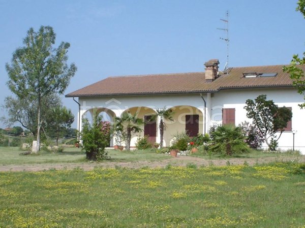 casa indipendente in vendita a Faenza