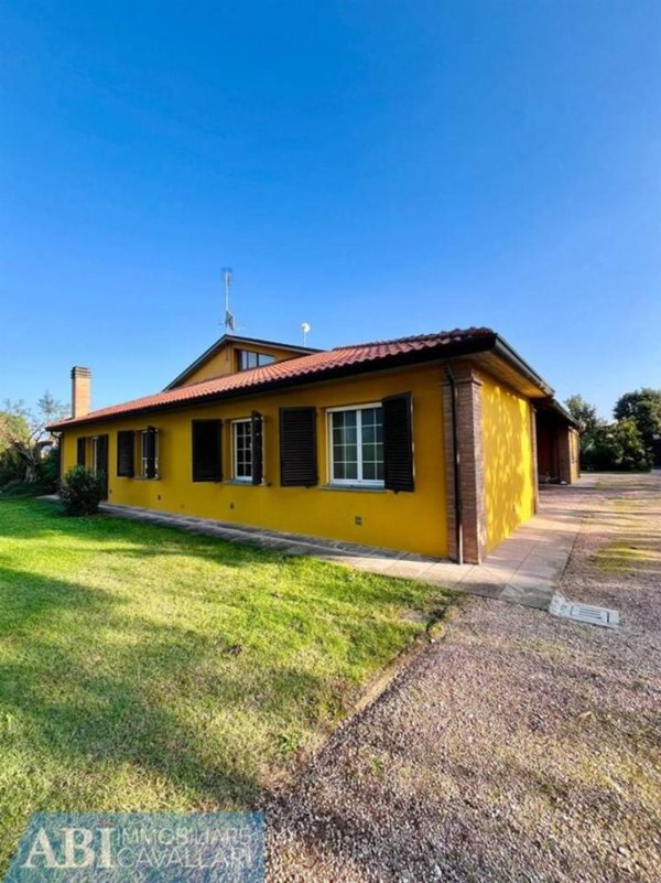 casa indipendente in vendita a Faenza in zona Centro Storico