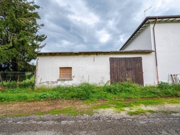 appartamento in vendita a Faenza in zona Reda