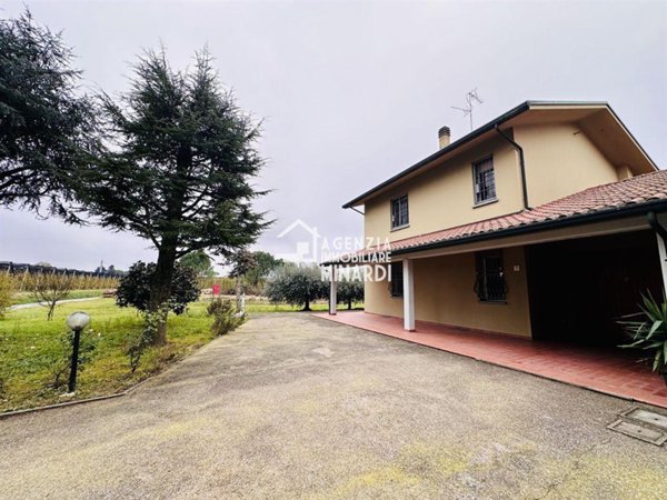 casa semindipendente in vendita a Faenza