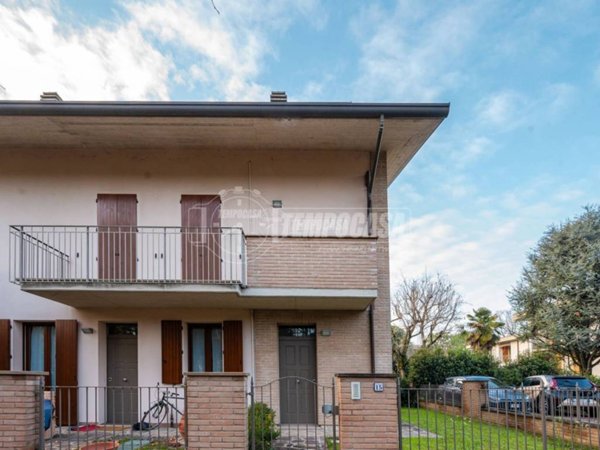 casa indipendente in vendita a Faenza